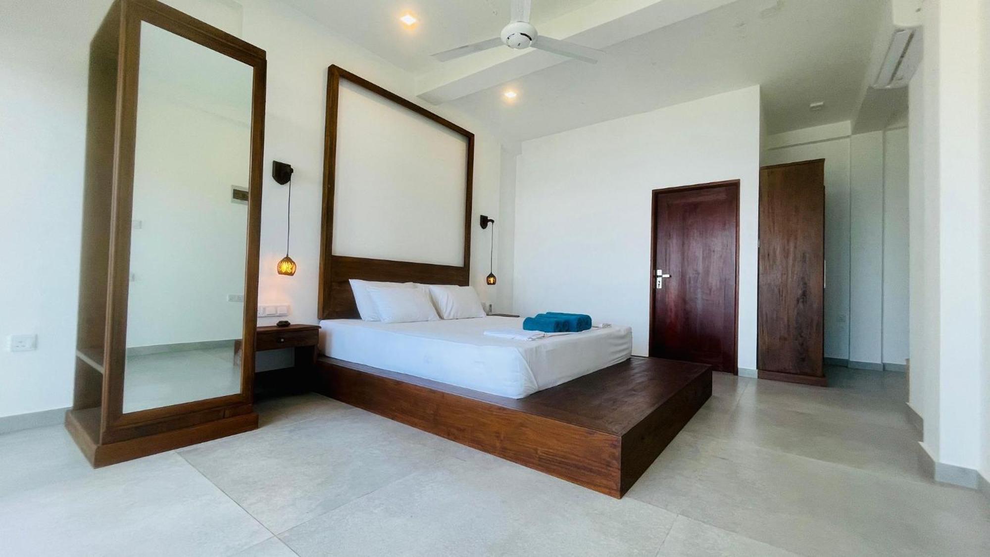 Villa La Kurumba Амбалангода Экстерьер фото